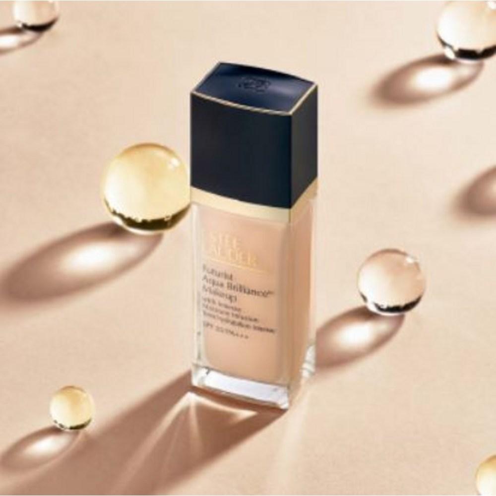 Futurist Aqua Brilliance SPF 20 PA+++ 30ml, Cool Porcelain, 1 Pc.