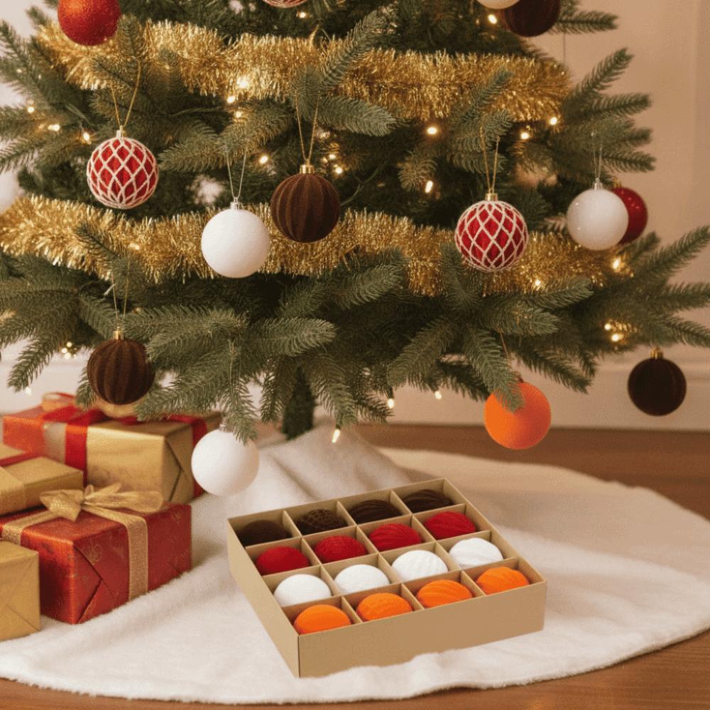 Multi Texture Velvet Christmas Balls Assorted Colors Shatterproof Plastic Multi Texture Baubles Matte Suede Ribbed Pattern