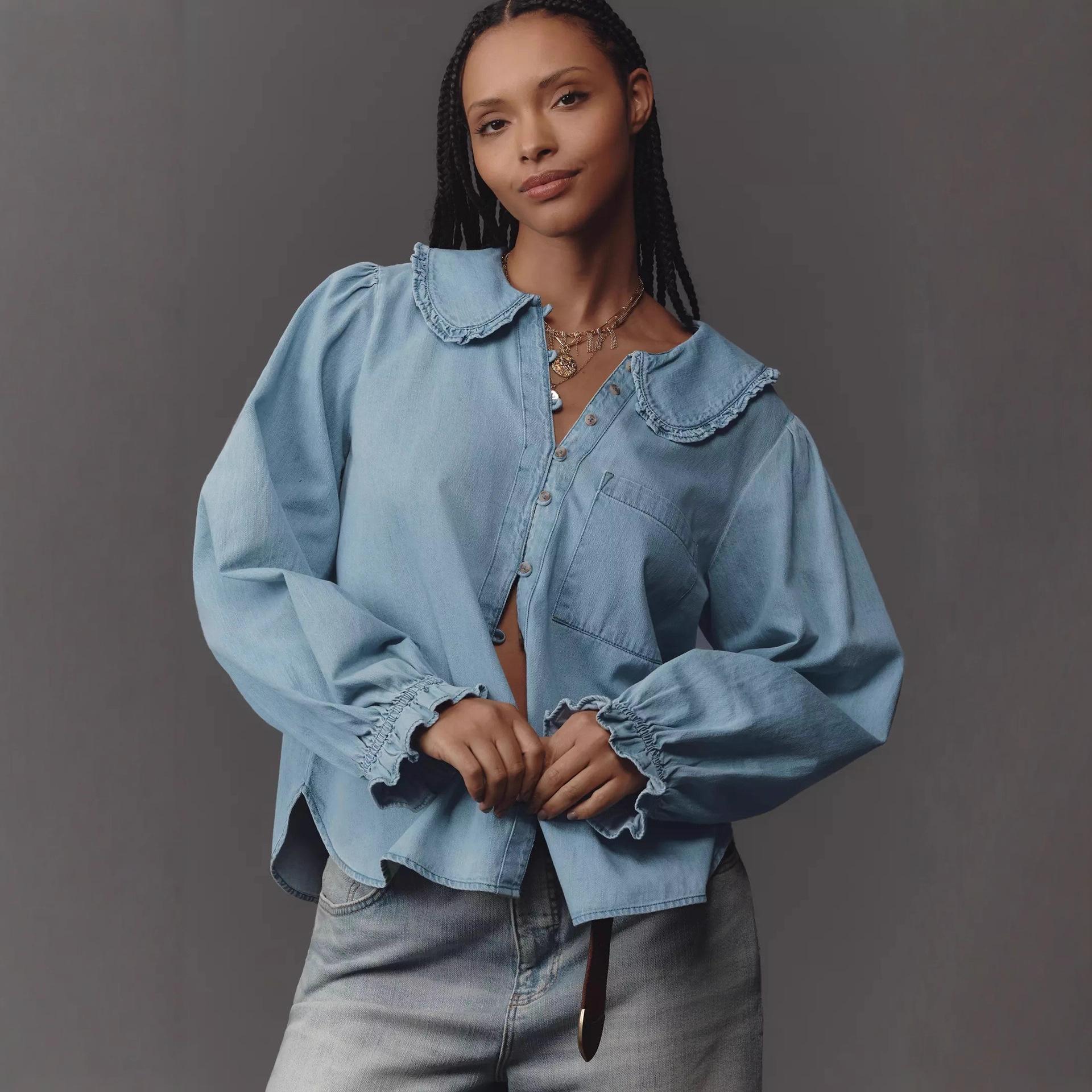 Women s Light Blue Denim Shirt with Peter Pan Collar and Ruffle Trim Casual Top S синий