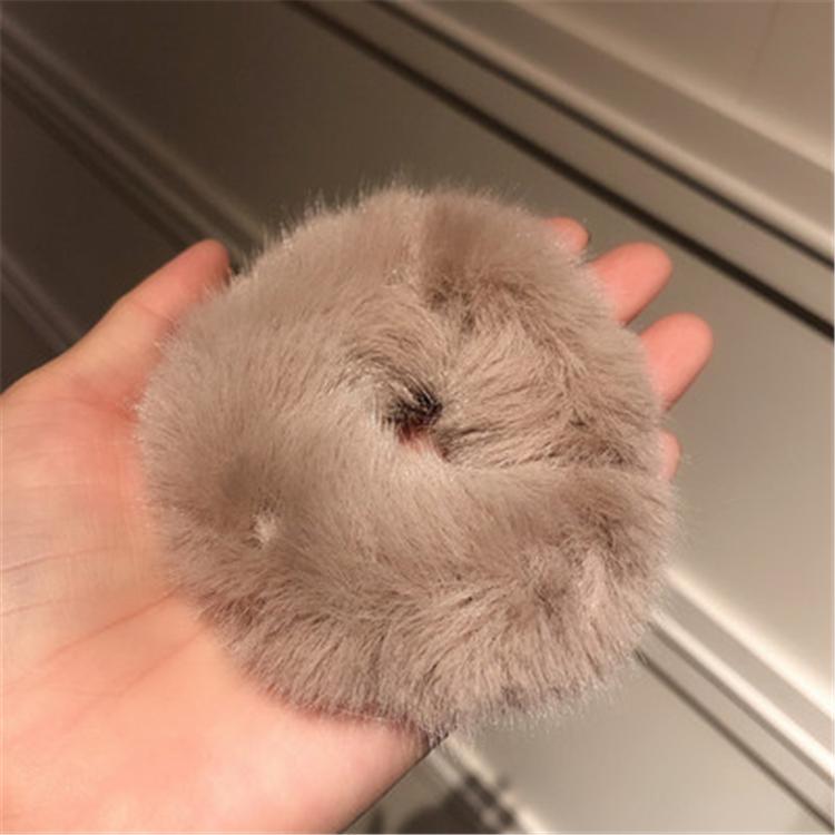Women Hair Accessories Fluffy Scrunchie Elastic Ponytail Colorful Pom Pom Hair Ties Faux Fur Hair Scrunchies