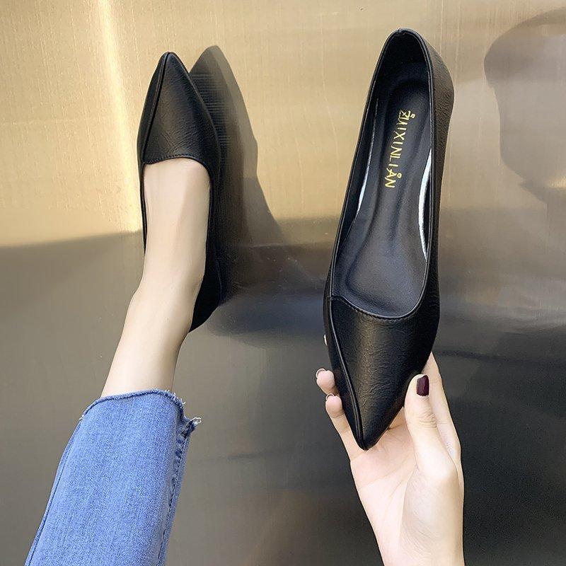 Spring new pointed toe foot cover casual commuting soft leather fashion single shoes women's tide