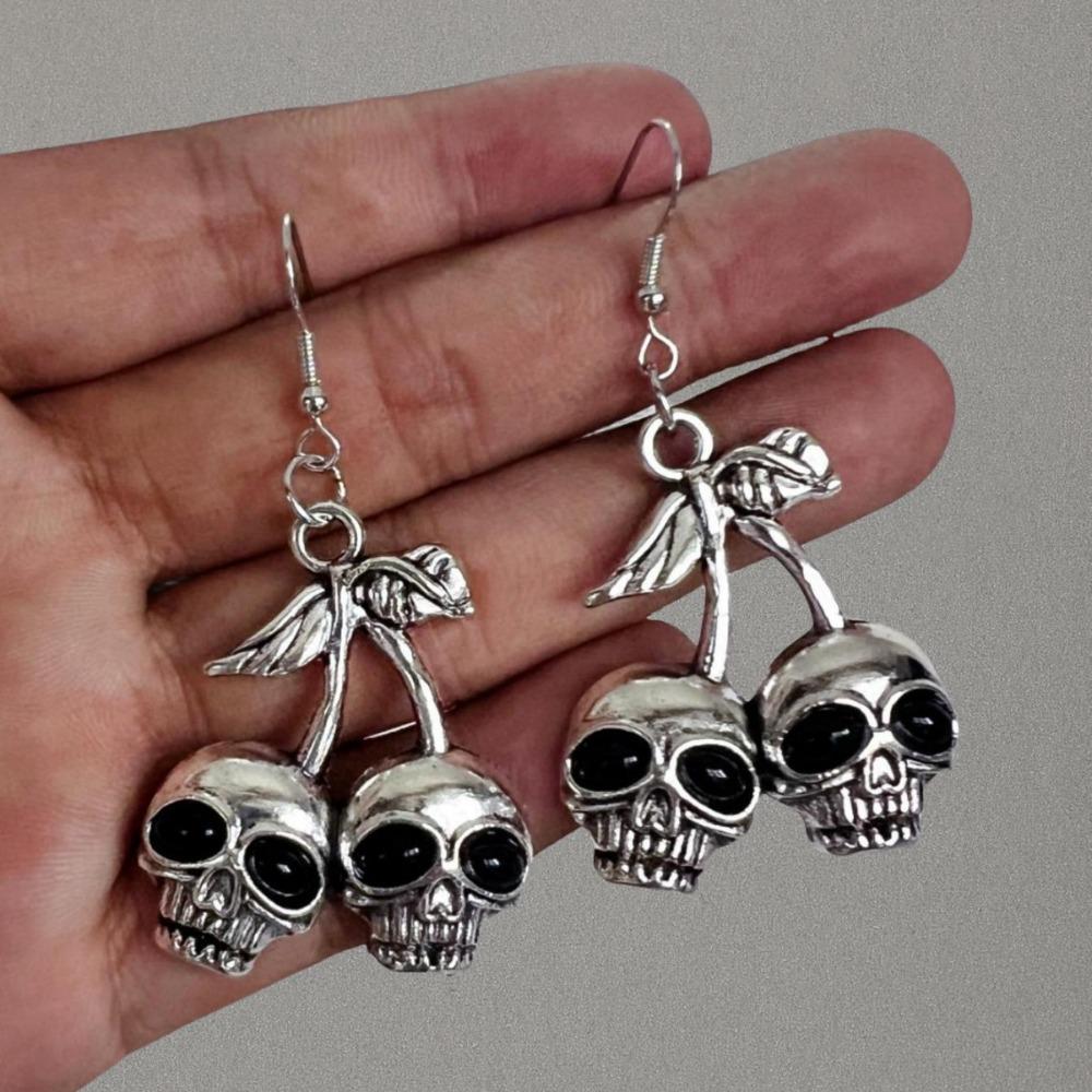 Exaggerate Gothic Sliver Color Skull Red Glass Crystal Eye Pendant Dangle Earrings for Women Halloween Party Scary Jewelry Gifts