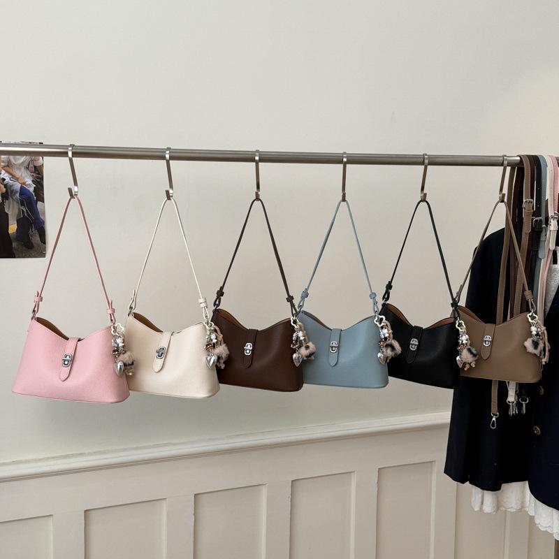 New Temperament Armpit Bag Women's Bag Fashionable Soft Leather Handbag Shoulder Bag Elegant and Fashionable Commuter Crossbody Bag