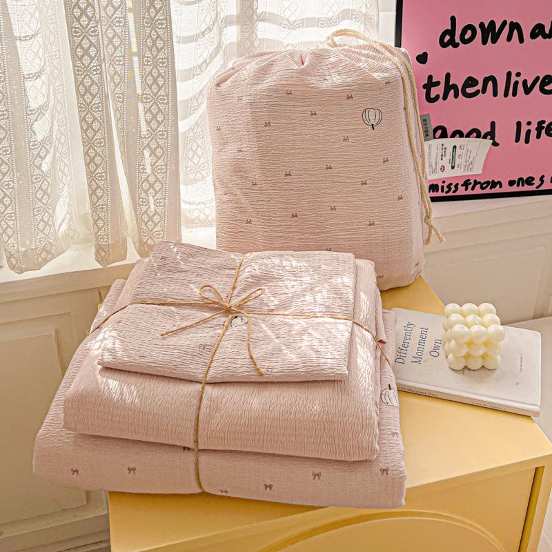 Breathable Washable Cotton Gauze Bedding Set: Double-Layer Duvet Cover, All-Season Bed Sheets (4-piece) for Dorms.