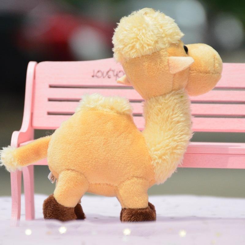 

Dunhuang small camel pendant desert camel doll plush toy children s rag doll bag pendant 15Cm bead chain бежевый
