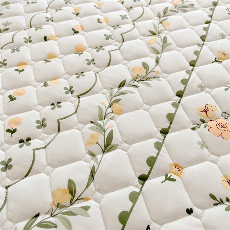 Floral Fitted Sheet Queen Size Bed Cover Thicken Bedsheet Quilted Mattress Protector Tampa De Colchão (Pillowcase Need Order)