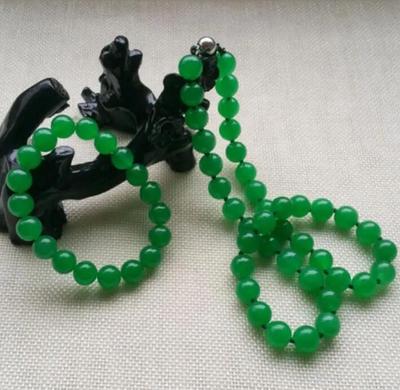 Hermoso conjunto de joyería con collar y pulsera de gemas de jade verde esmeralda de 10 mm