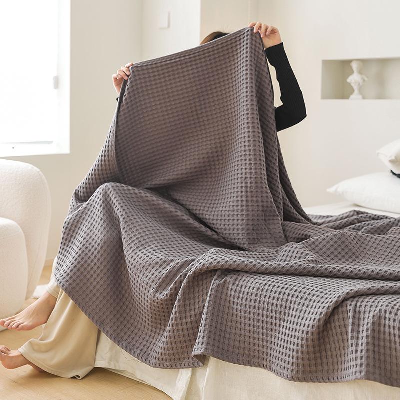 Pure Cotton Waffle Texture Blanket - Versatile Coverlet for Nap, Air Conditioning, or Summer Use