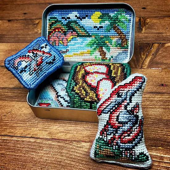 Tin Box Embroidery Kit Horror Themed Cross Stitch Kit Vintage Sewing Kit Halloween Embroidery Craft Set Gift for Embroidery Enthusiast