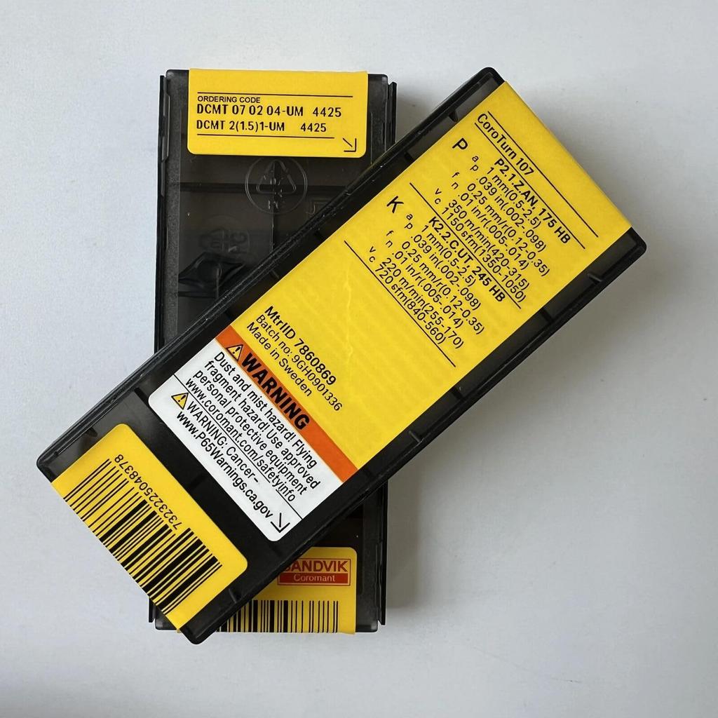 Original Sandvik / DCMT070204-UM 4425 /CNC lathe carbide blade tool 10 Pcs
