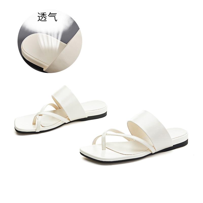 

Toe slippers go out and wear 2025 summer new flat-bottomed fashion sandals women s casual high-end French semi-drag 40 бежевый
