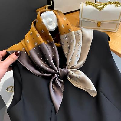 Accessori – Sciarpe e foulard