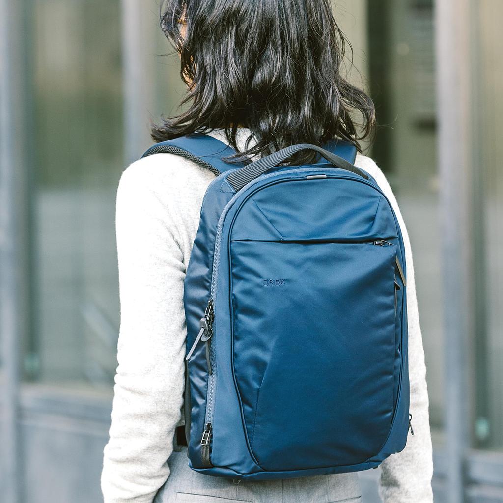 DSBK Solid-Backpack JXF-3430 (Black), 12L Backpack with 14-inch Laptop Storage, Water-Repellent, High-Density Nylon Twill