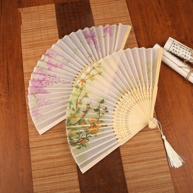 Vintage hedvábný skládací ventilátor Čínské japonské umělecké řemesla Dárek Domácí dekorace Tanec Ruční ventilátor Bambusové ventilátory Foto rekvizity