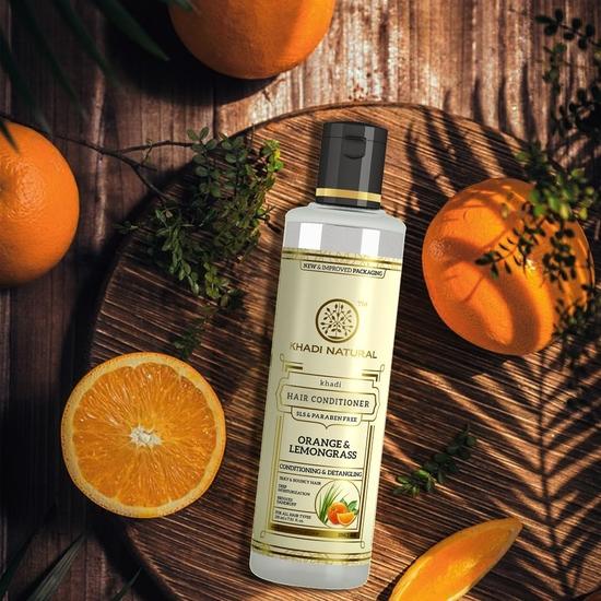 KHADI NATURAL Ziołowa odżywka do włosów Pomarańcza i Trawa cytrynowa|Ziołowa odżywka do włosów puszących się|Odżywka do włosów zniszczonych- 210 ml