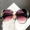 Simulated Diamond Inlaid Sunglasses Trendy Sunscreen/UV Resistant Glasses Decorative Matching