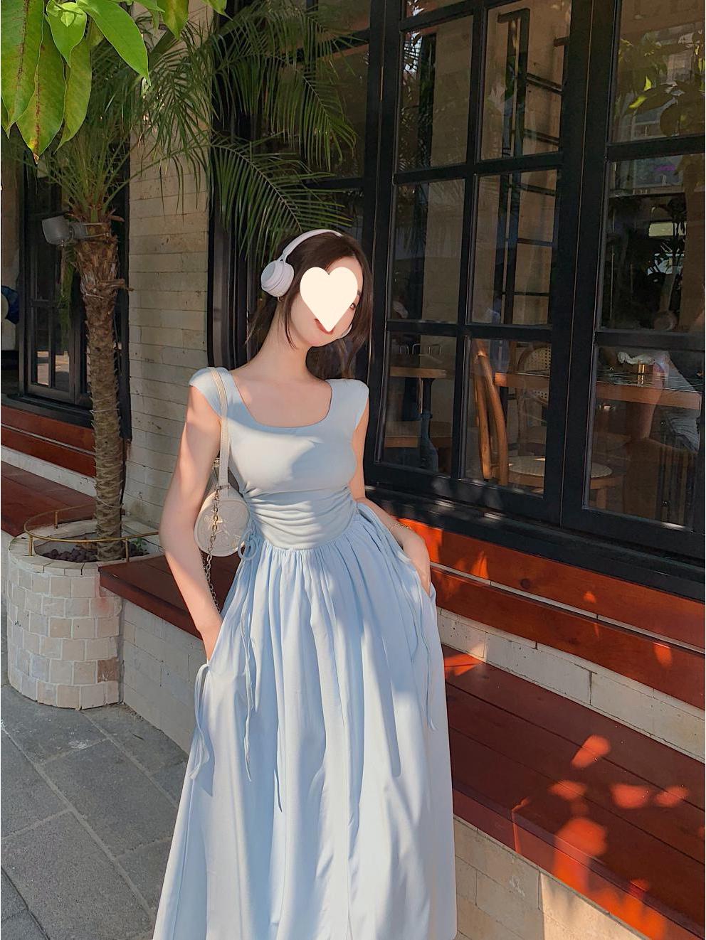 

Женское платье с французским квадратным воротником, лето 2025 г. — милое, простое, длинное и с приталенной талией M