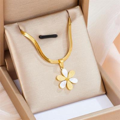 Elegant Daisy Necklace: White Shell Chrysanthemum Pendant On Non-Fading Titanium Steel Chain