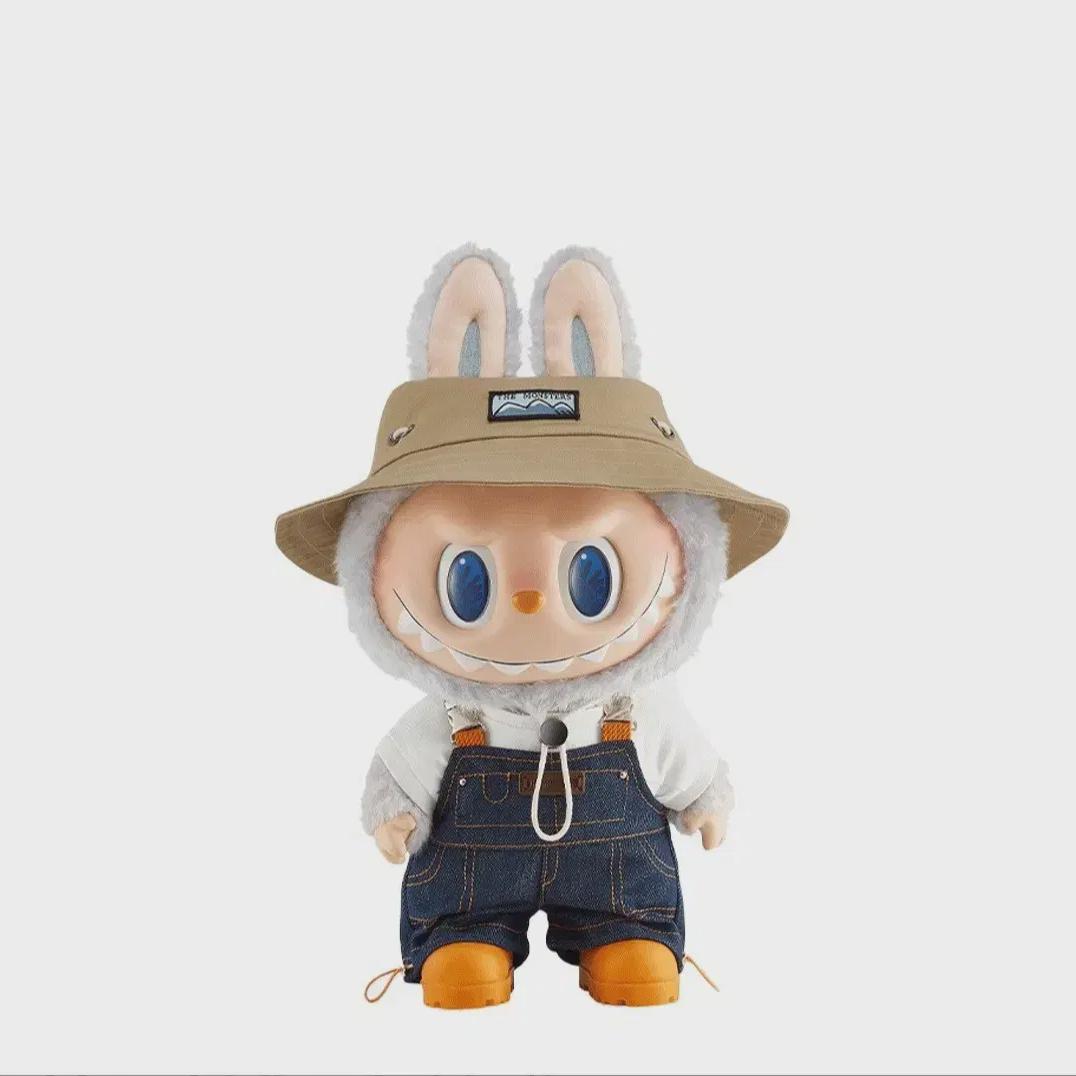 

Pop Mart Labubu Весной