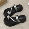Slippers thick-soled new 2025 fairy style fashion Korean outer wear female summer with skirt cover toe round head cool slippers