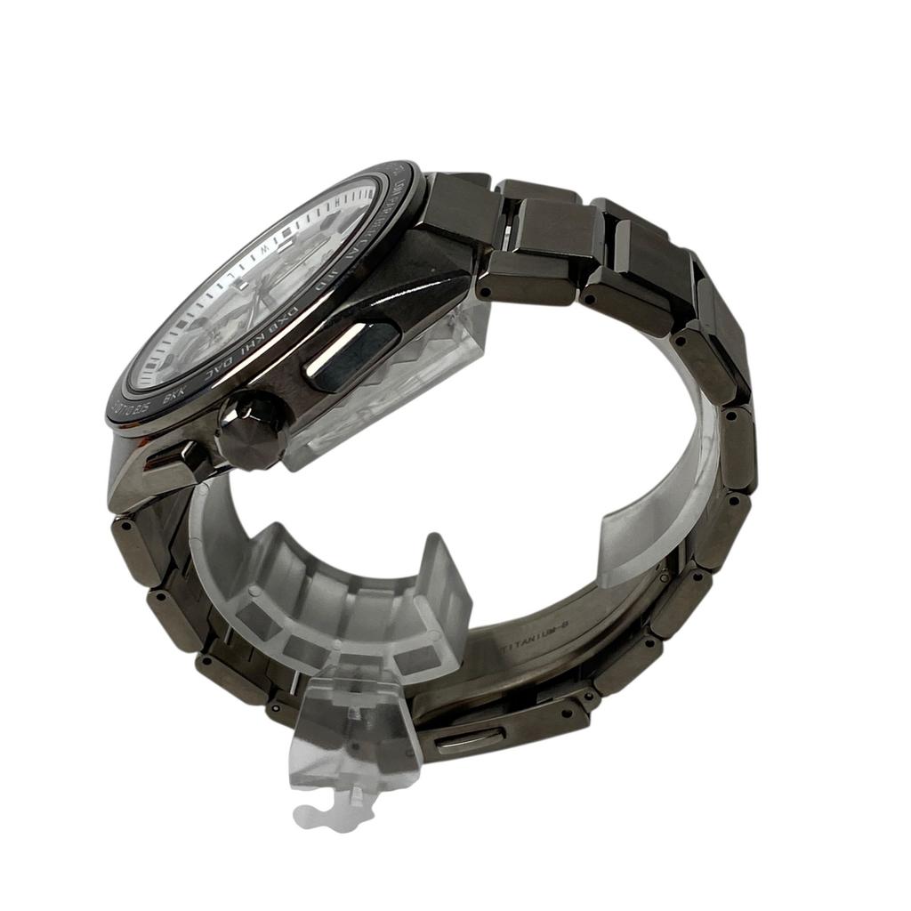 Used SEIKOWatches Silver titanium mens