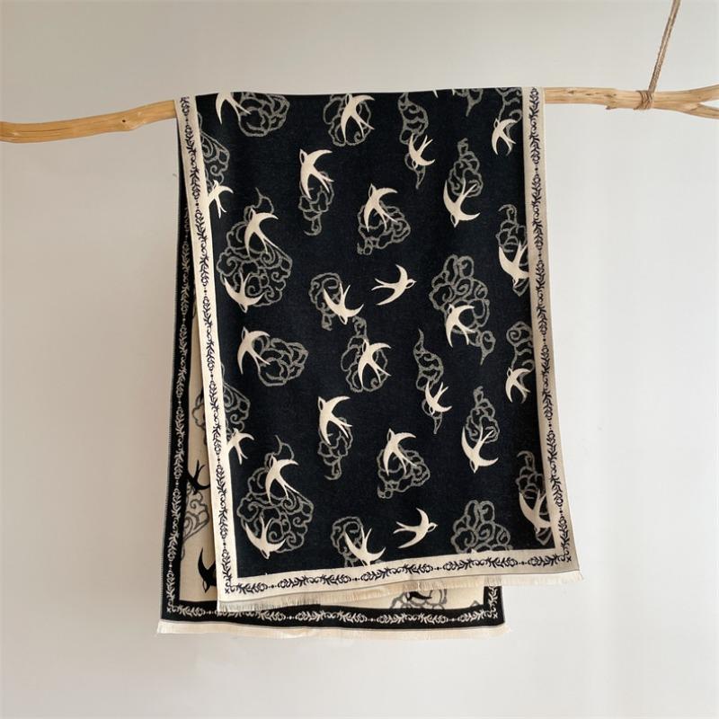 

Autumn and winter new imitation cashmere scarf women s high-end sense swallow auspicious cloud thickened double-sided warm fringed shawl tide 185X65cm чёрный