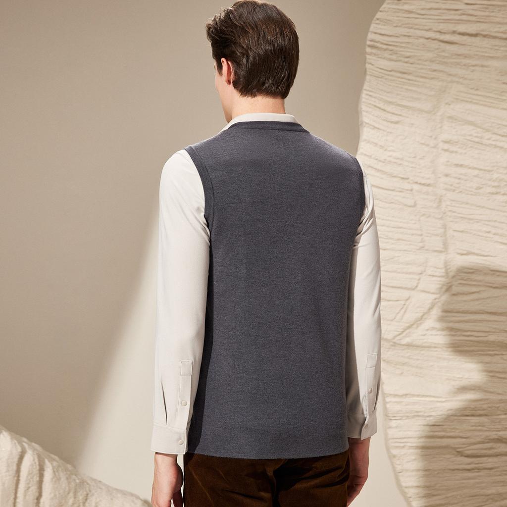 High End Minimalist with Cotton Wool V-neck Vest
