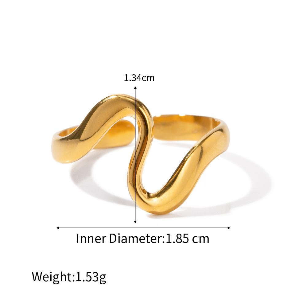 Yori Distinctive Heart-Shaped Lye Knot Geometric Hollow Ring 18K Gold Color PVD Plated Metal Texture Arrivals Jewelry Accessorie
