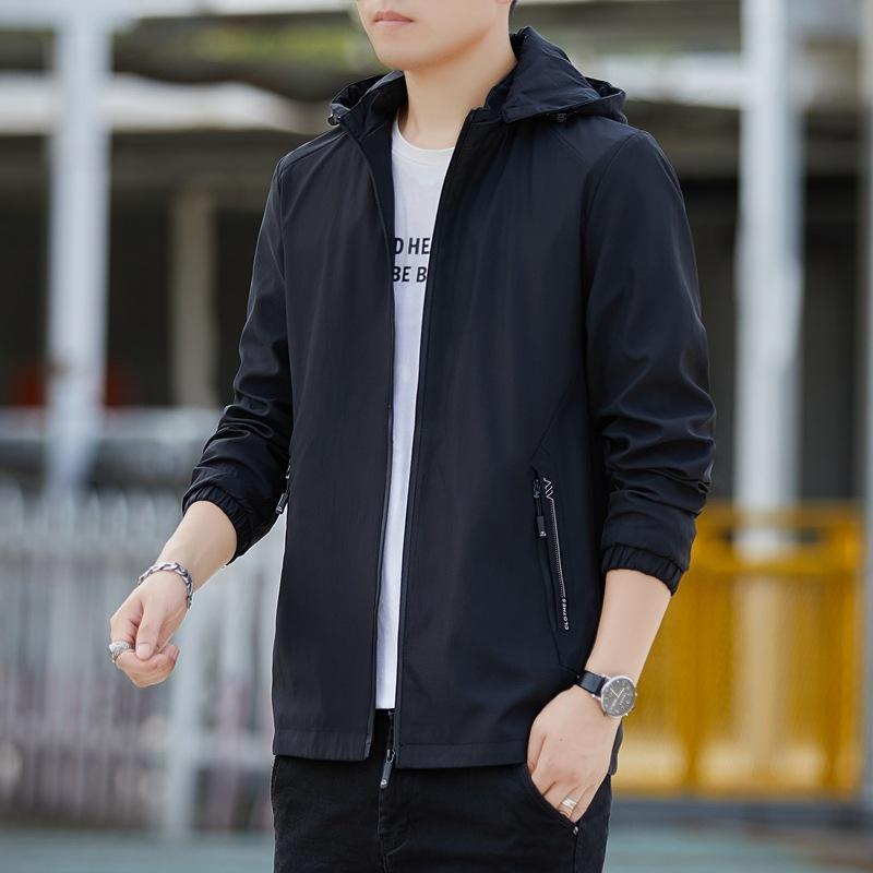 Jacket Men Hooded Solid Color Autumn and Winter Men Korean Version of Slim Youth Joker Outdoor Leisure Joker Coat.