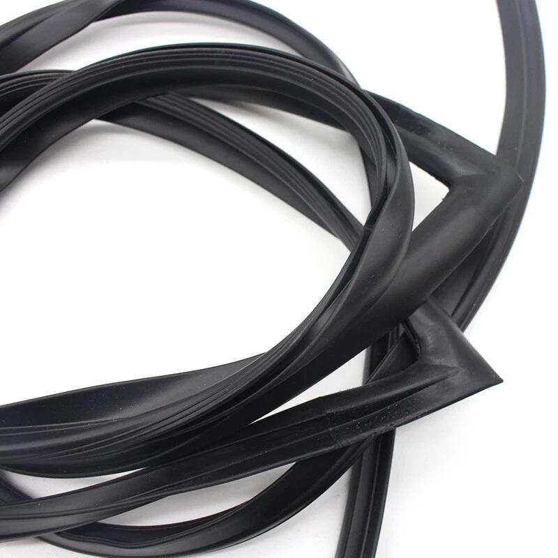 Front Windshield Weatherstrip Upper Moulding Trim Seal For BMW 2-Door Coupe 328i 335i M3 E92 2005-2013 51317119711