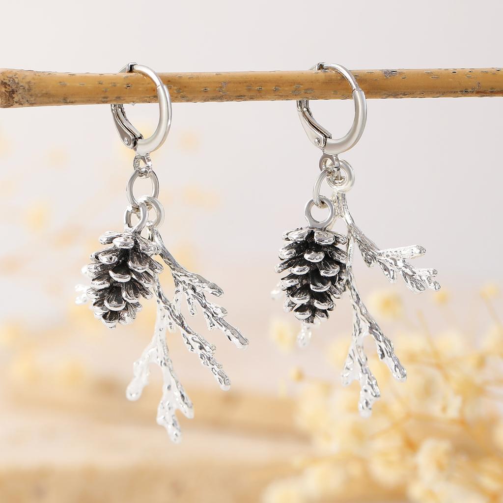 Vintage Pine Cone Twig Dangle Hoop Earrings Retro Forest Nature Inspired Drop Ear Ornaments for Women Autumn Daily Outfit Accessories