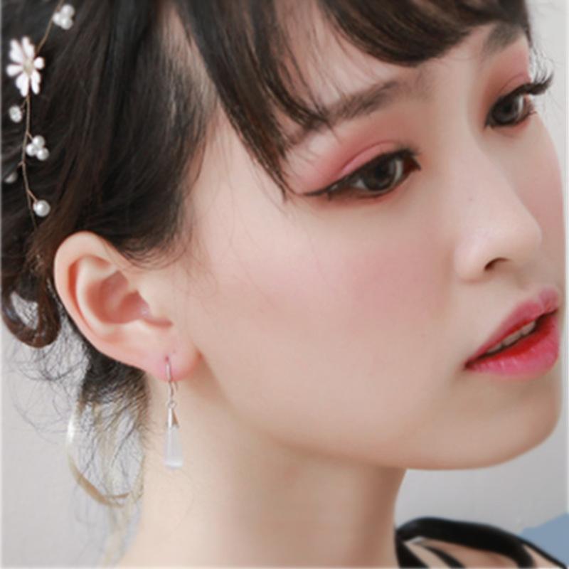 Korean Version of Moonstone Opal Water Drop Pendant, Fashionable Silver-plated Earrings, Ear Jewelry.