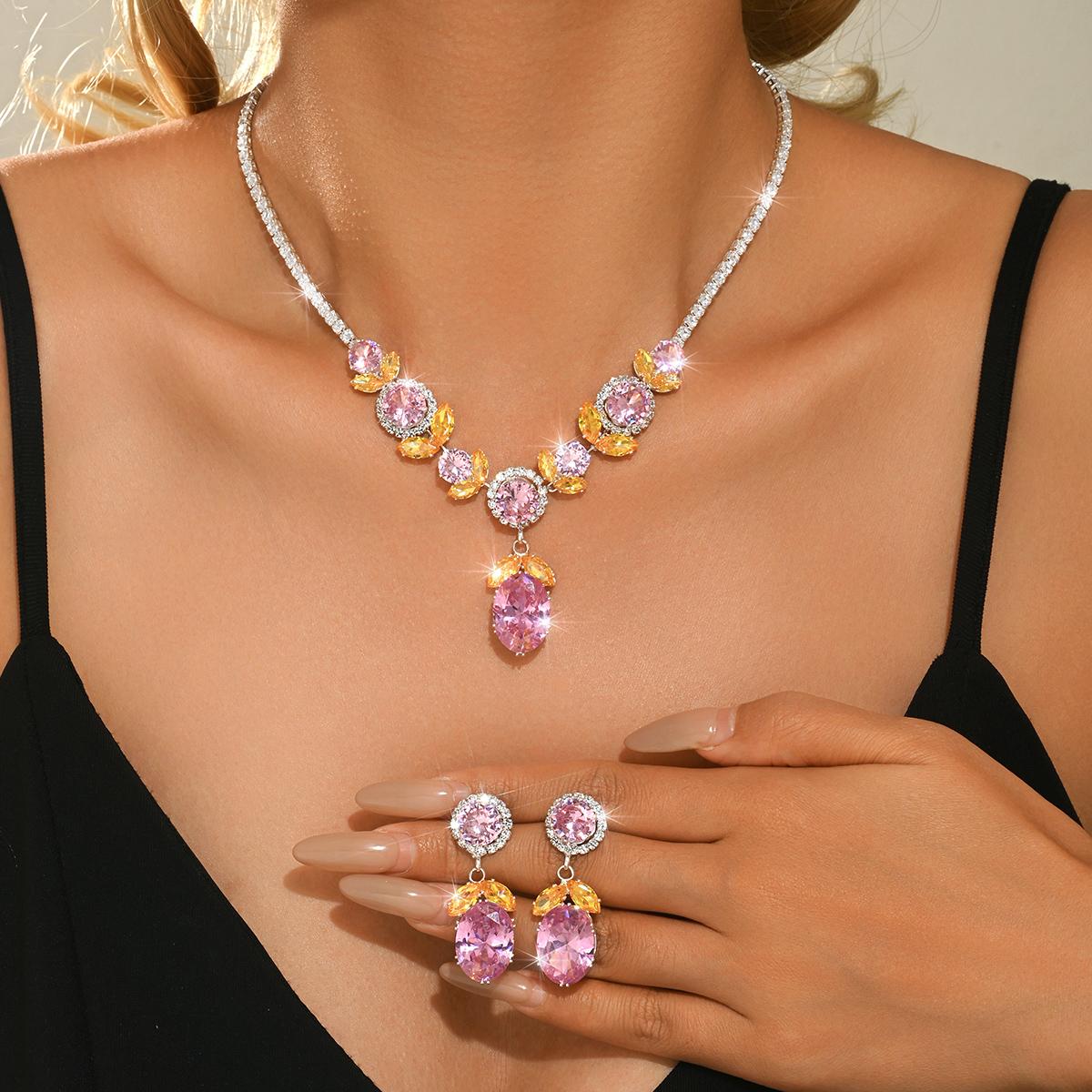 European and American diamond studded design, collarbone chain, light luxury temperament, fashionable necklace, earrings