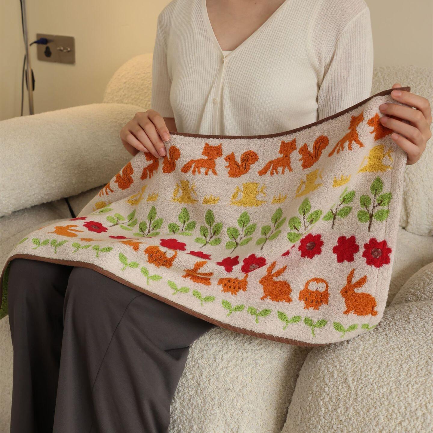 

Animal Forest Cotton Soft Face Towel for Kids Absorbent Bath Towel Comfortable Cotton Household Towel Beach Towels 35x34cm 2pcs