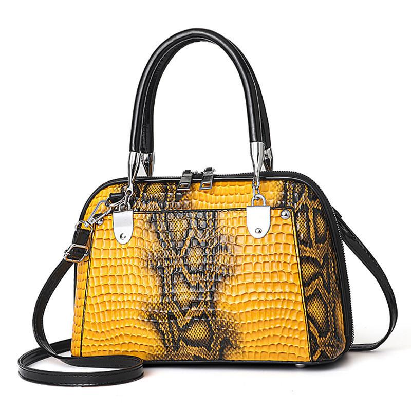 

Elegant 2023 Snake Print Handbag With Large Capacity And High-end Style In Deep Gray жовтий