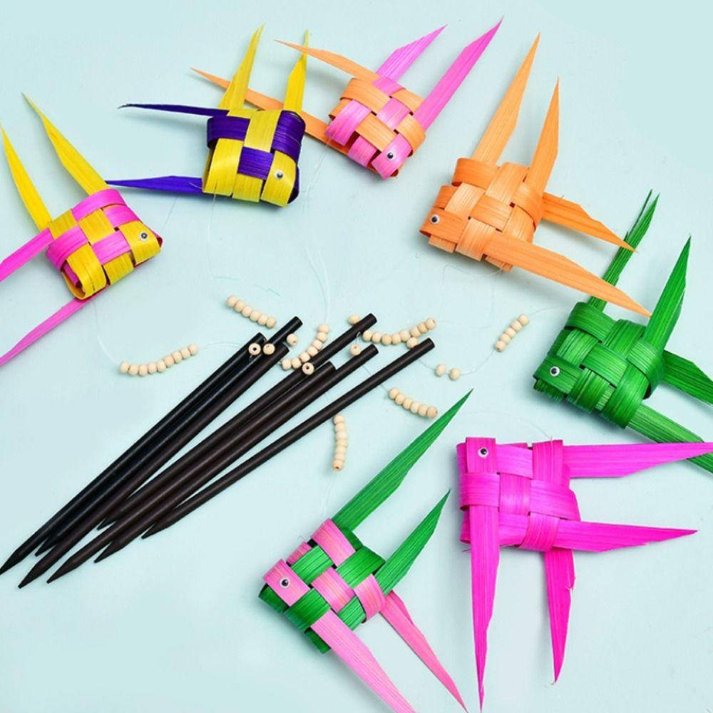 Hand-Woven Portable Koi Lantern Crafts Mid-autumn Festival LED Light Room Decorations