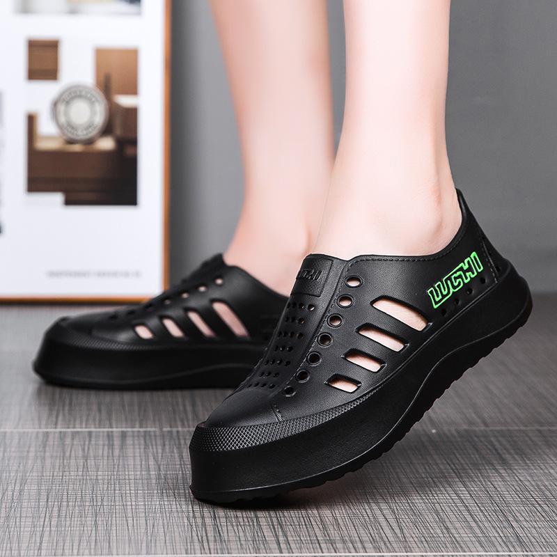 

Men s Summer Casual Breathable Non-slip Beach Sandals: Soft Sole, Hollow Design, Ideal for Outdoor Activities. 42