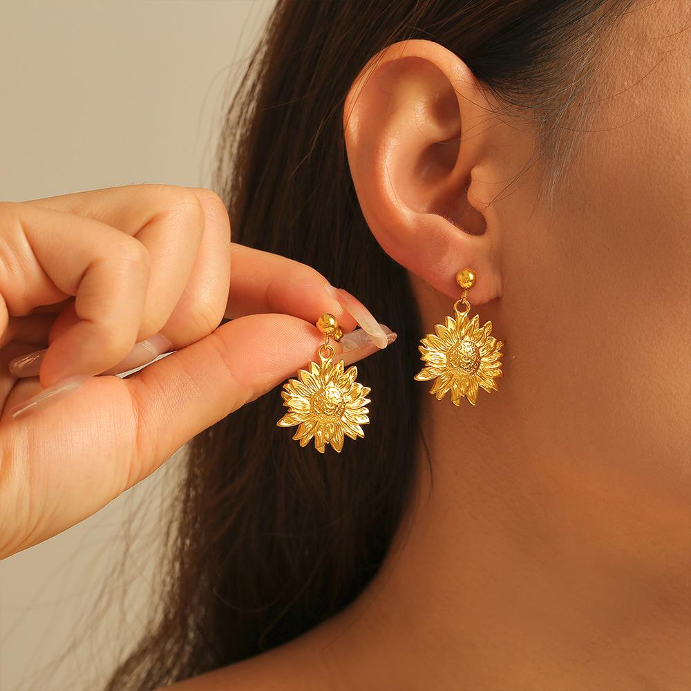 Exaggerated Titanium Steel Sunflower Earrings for Women - Retro High-End Studs