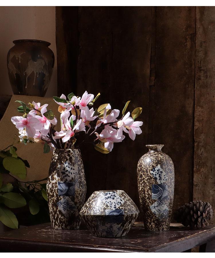 Japanese-Style Simple Ceramic Vase for Creative Home Decor and Dried Flower Arrangements