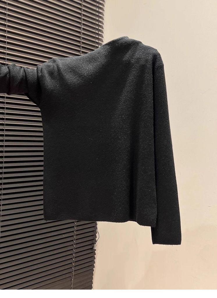 Women's Luxury Slim-Fit Stand-Up Collar Sweater – Soft Knit Long-Sleeve Base Layer for Autumn/Winter