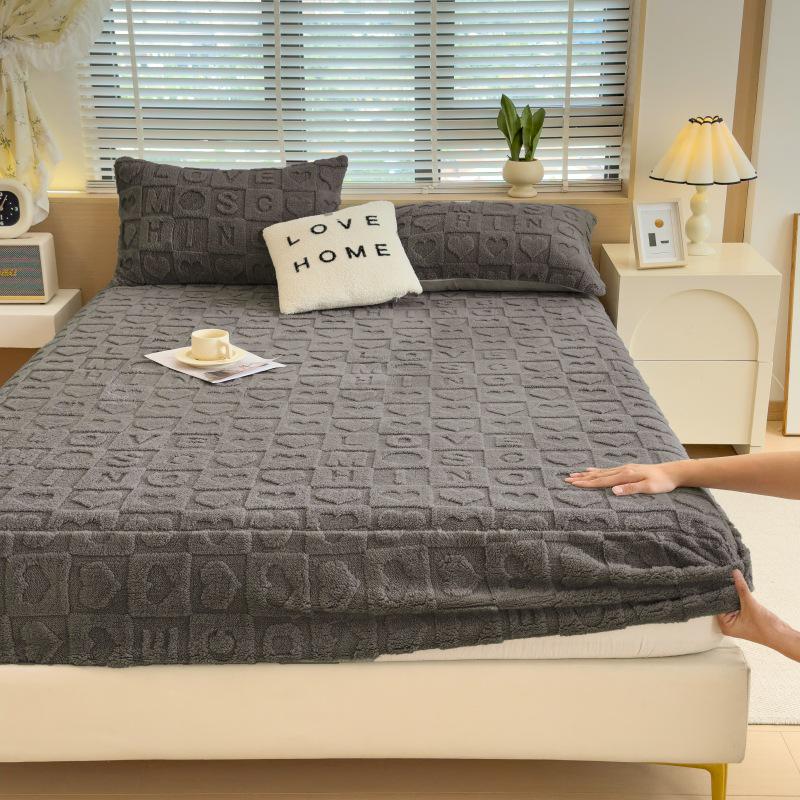 Thickened Winter Bed Cover: Non-slip Milk Velvet & Coral Flannel