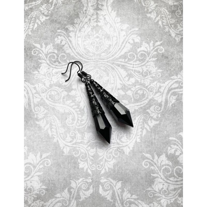 Gothic Red Teardrop Earrings - Vintage Victorian Halloween Punk Style