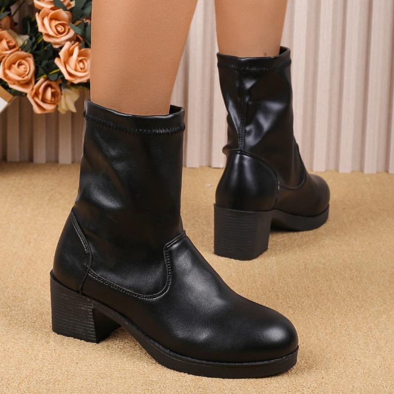 Women's High-heeled Short Boots Autumn and Winter New Large-size Round Head Foot Thick-heeled Women's Leather Boots