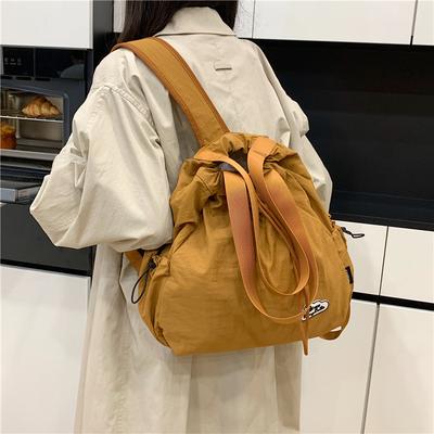 Didelės talpos kasdienis vieno peties raišteliu užtraukiamas kuprinė, madinga ir lengva krepšys studentams, važinėjantiems į mokyklą