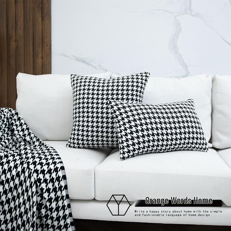 Black and White Houndstooth Bed Runner and Throw with Tassels