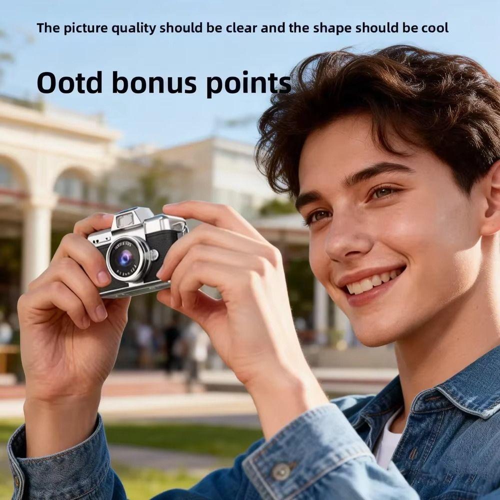 1.47 Inch Screen Retro CCD Mini Digital Camera 180° Flip Screen Flip Screen Camera Outdoor Travel