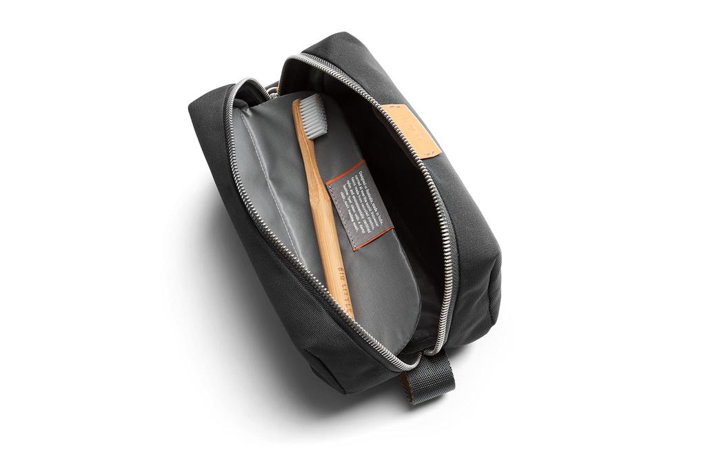 Bellroy Toiletry Travel Pouch Kit, Water-Resistant (Toiletries, Perfume, Razor, Hairbrush, Toothbrush) (Slate)