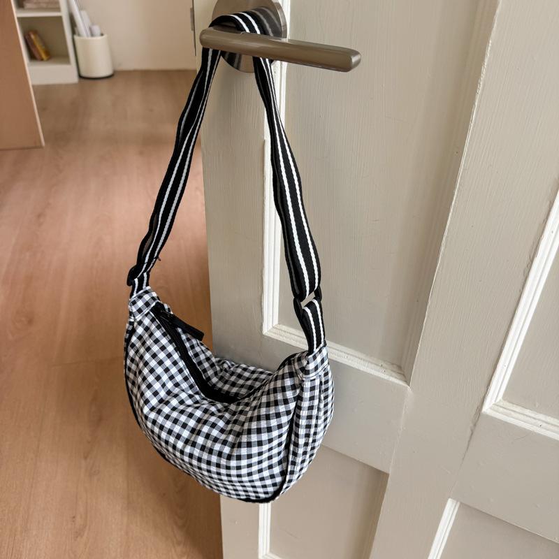 

Клетчатая холщовая сумка женская большой вместимости новая летняя повседневная нишевая сумка-мессенджер высокого класса сумка-пельмень чёрный
