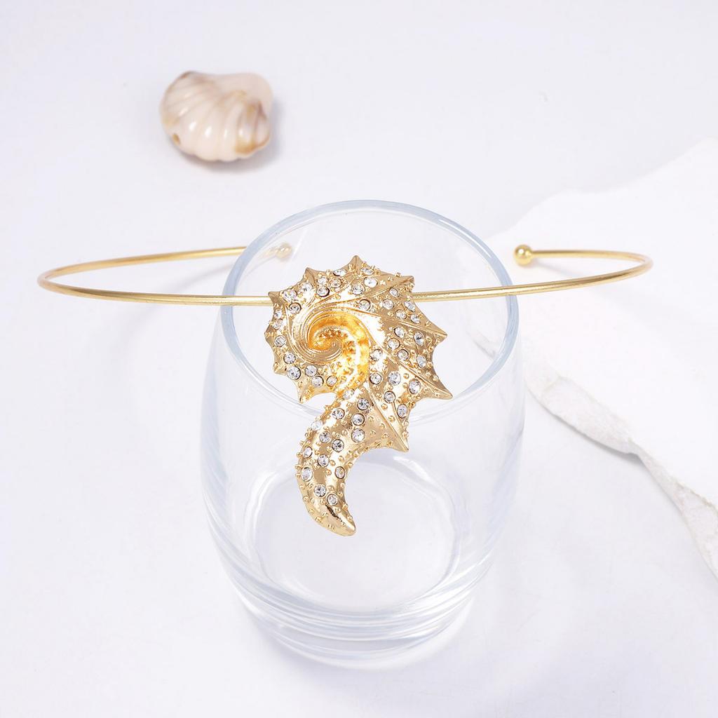 ZA European and American ocean leisure vacation cold wind alloy inlaid zircon conch pendant collar simple light luxury women