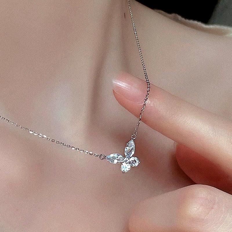 Butterfly Small Fresh Sweet Zircon Exquisite Temperament Rural Style Necklace High-end Personality Trend Light Luxury Zircon